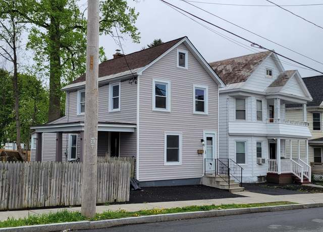 Property at 626 Hattie St, Schenectady, NY 12308, 3 beds, 1.5 baths