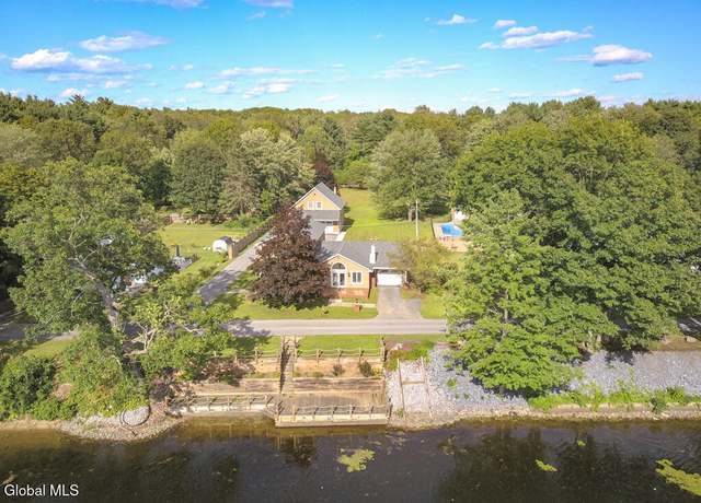 Property at 61 Palmer Dr, Queensbury, NY 12804, 5 beds, 3.5 baths