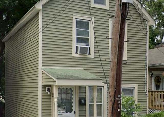 Property at 9 Park Ave, Newburg, NY 12550, 2 beds, 1 bath