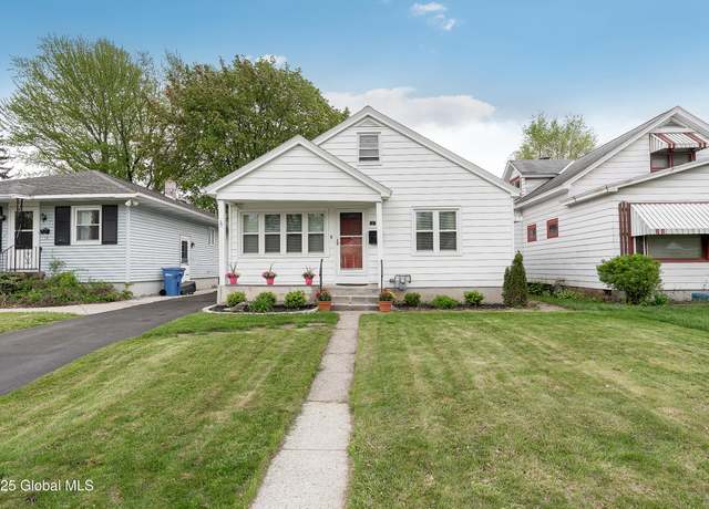 Property at 17 Betwood St, Albany, NY 12209, 2 beds, 1 bath