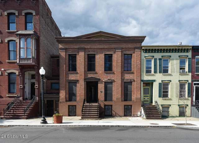 Property at 285 Lark St, Albany, NY 12210, 6 beds, 5 baths