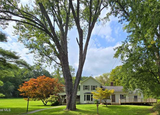 Property at 257 Saybrook Valley Rd, Medusa, NY 12120, 4 beds, 2 baths