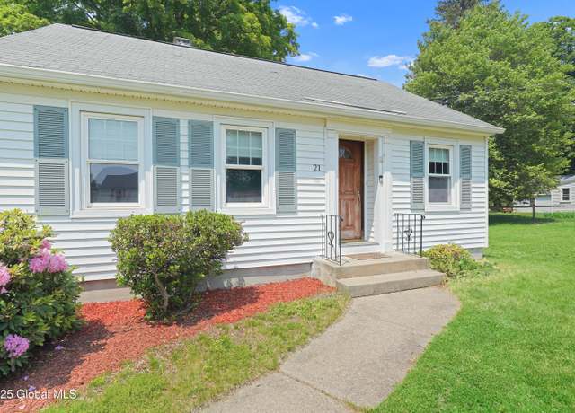 Property at 21 Lewis St, Ballston Spa, NY 12020, 3 beds, 1 bath