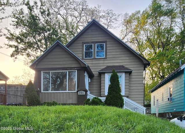 Property at 1653 Broadway, Schenectady, NY 12306, 4 beds, 2 baths