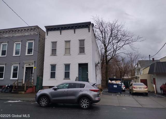 Property at 148 Quail St, Albany, NY 12206, 6 beds, 2 baths