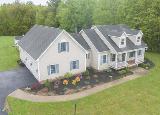 Property at 185 Charlton Rd, Ballston Spa, NY 12020, 3 beds, 3 baths
