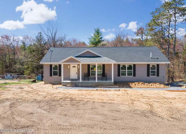 Property at 152 Ingersoll Rd, Saratoga, NY 12866, 3 beds, 2 baths
