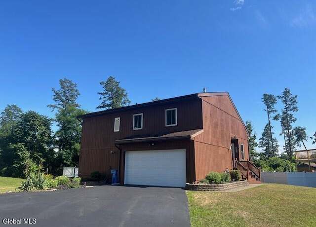 Property at 30 Pitch Pine Rd, Albany, NY 12203, 4 beds, 1.5 baths
