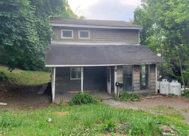 Property at 49 Cossey St, Ticonderoga, NY 12883, 3 beds, 1 bath
