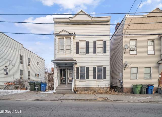 Property at 142 Main St, Cohoes, NY 12047, 7 beds, 2.5 baths