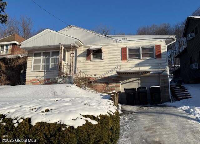 Property at 838 8th Ave, Troy, NY 12182, 3 beds, 1 bath