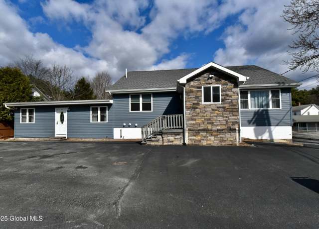 Property at 8 Birch Ave, Lake George, NY 12845, 8 beds, 4 baths