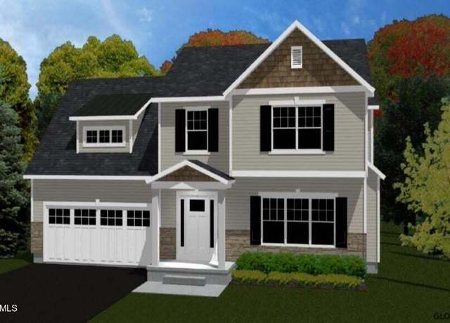 Property at 918 Ridge View Cir, Castleton, NY 12033, 3 beds, 2.5 baths