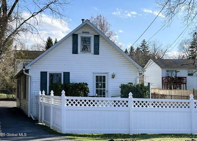 Property at 1830 Providence Ave, Schenectady, NY 12309, 2 beds, 1 bath