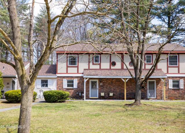 Property at 26 Queens Way, Queensbury, NY 12804, 2 beds, 1.5 baths