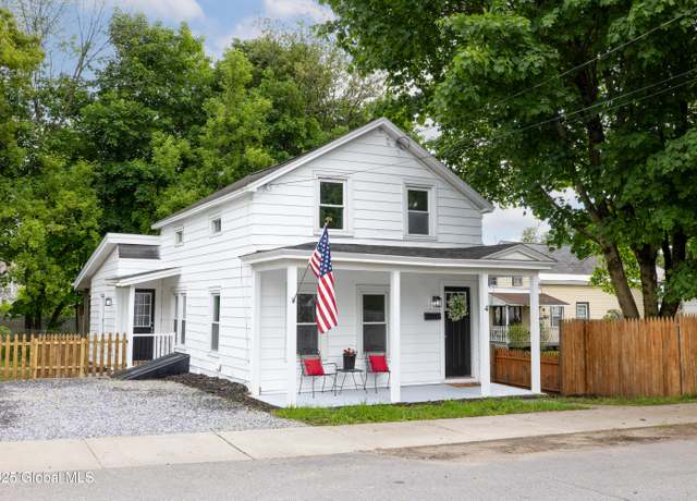 Property at 4 Lincoln Ave, Fort Edward, NY 12828, 3 beds, 1 bath