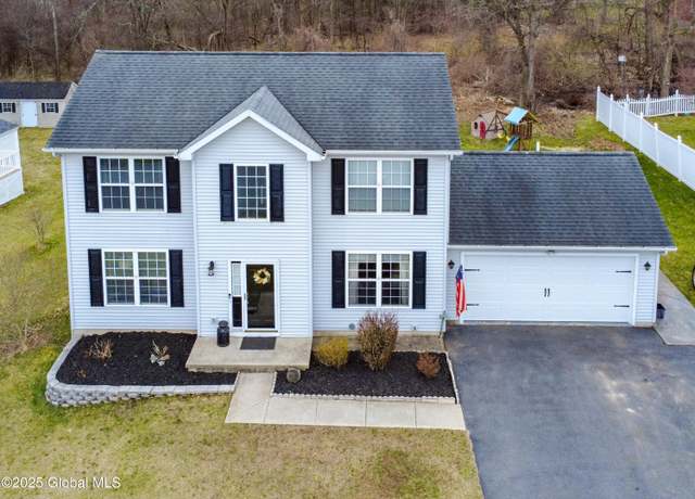 Property at 6 Battery Blvd, Mechanicville, NY 12118, 3 beds, 2.5 baths