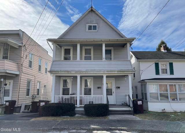 Property at 39 William St, Mechanicville, NY 12118, 5 beds, 2 baths
