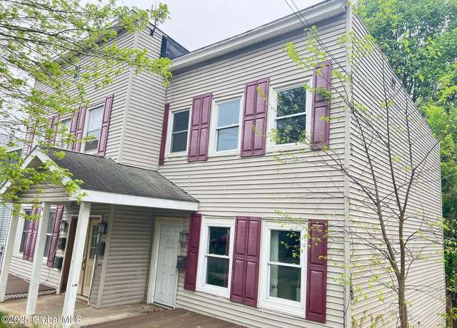 Property at 31-33 Malta Ave, Ballston Spa, NY 12020, 8 beds, 4 baths