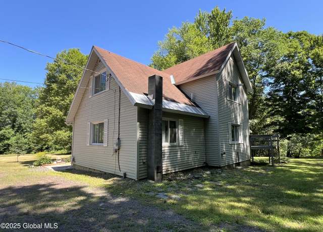 Property at 1462 Carvers Falls Ln, Whitehall, NY 12887, 3 beds, 2 baths