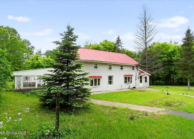 Property at 458 Central Ave, Albany, NY 12304, 3 beds, 2.5 baths
