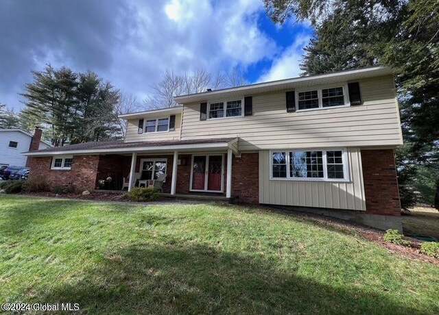 Property at 919 Northumberland Dr, Niskayuna, NY 12309, 4 beds, 3 baths