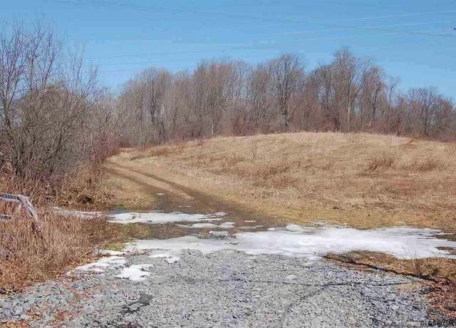 Property at 824c Randall Rd, Ballston Spa, NY 12020