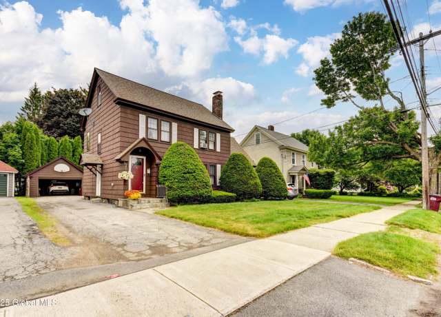 Property at 233 E Fulton St, Gloversville, NY 12078, 4 beds, 1.5 baths