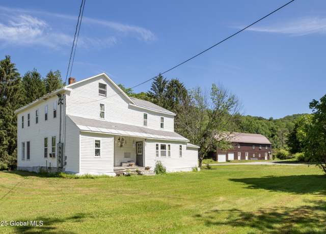 Property at 17564 State Route 22, Berlin, NY 12022, 8 beds, 7 baths