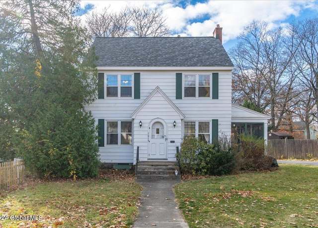 Property at 1914 Grand Blvd, Schenectady, NY 12309, 3 beds, 1.5 baths