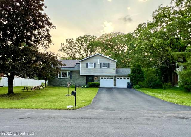 Property at 3 Wildwood Ave, Glenville, NY 12302, 6 beds, 2 baths