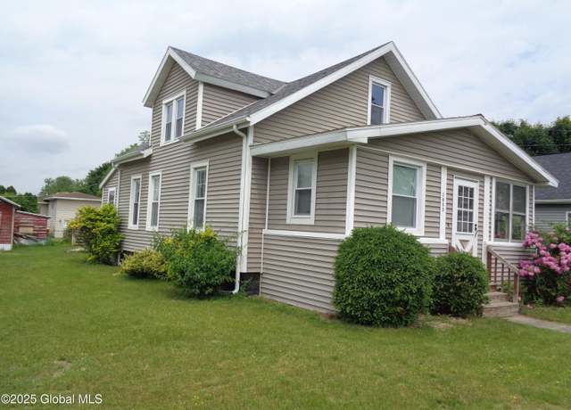 Property at 2893 Plunkett Ave, Schenectady, NY 12306, 2 beds, 1.5 baths