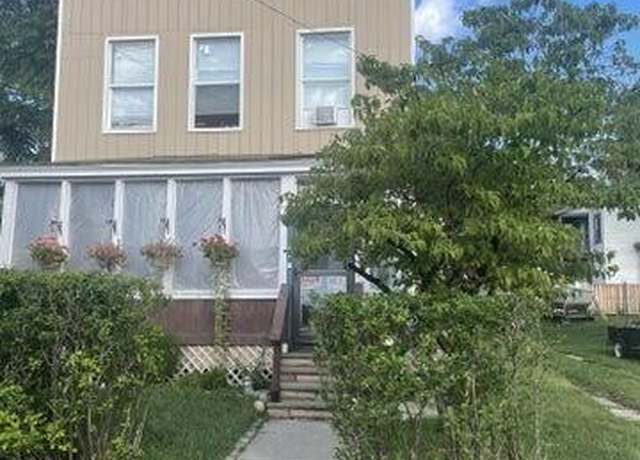 Property at 1290 Broadway, Menands, NY 12201, 3 beds, 1 bath