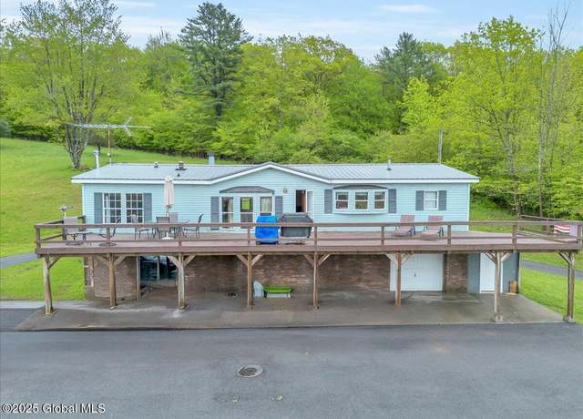 Property at 2072 Frank Slawson Rd, Oneonta, NY 13750, 3 beds, 2 baths