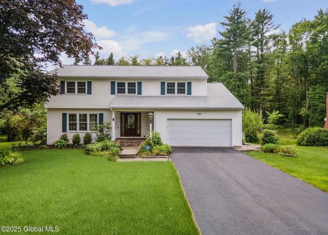 Property at 11 Boylston Dr, Delmar, NY 12054, 4 beds, 3.5 baths