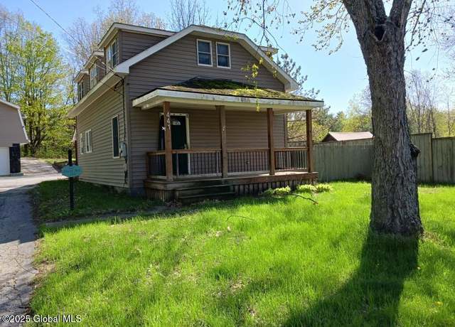 Property at 441 Steele Ave Ext, Gloversville, NY 12078, 2 beds, 1.5 baths