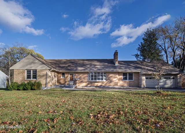 Property at 1258 Hawthorn Rd, Niskayuna, NY 12309, 5 beds, 3 baths