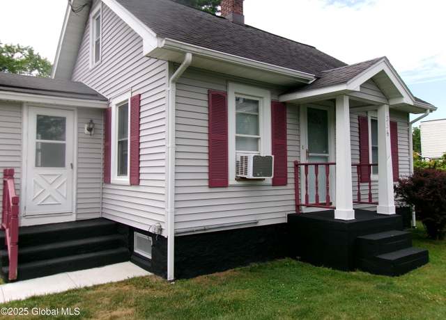 Property at 336 Gardinier St, Schenectady, NY 12306, 3 beds, 1 bath