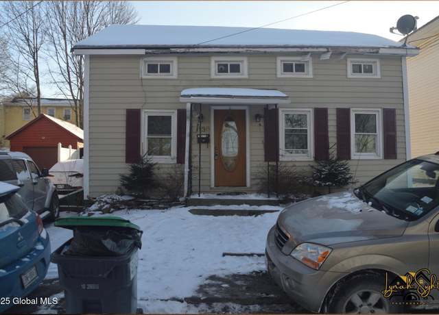 Property at 130 Front St, Canajoharie, NY 13317, 3 beds, 1 bath