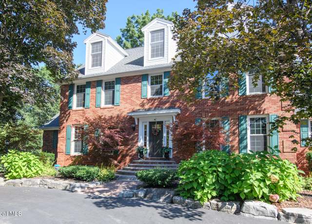 Property at 3275 E Lydius St, Guilderland, NY 12303, 5 beds, 4 baths