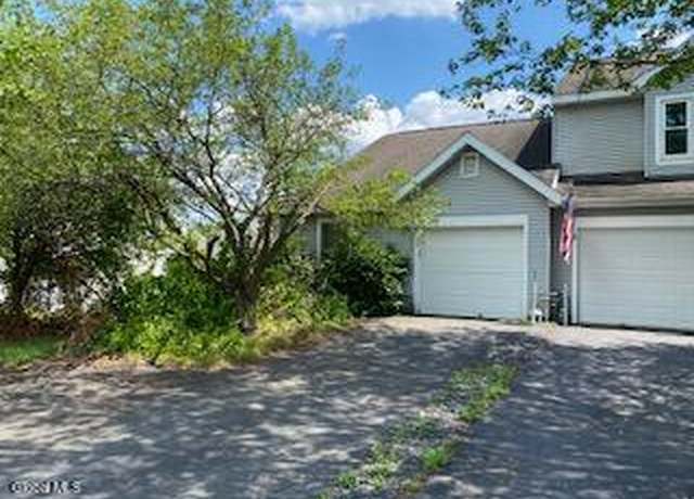 Property at 7 Sandra Ln, Rensselaer, NY 12144, 2 beds, 1 bath