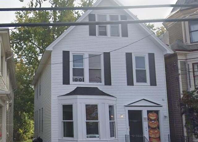 Property at 22 1/2 Union Ave, Schenectady, NY 12308, 7 beds, 2 baths
