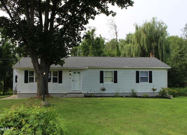 Property at 17 Merry Hill Ln, Waterford, NY 12188, 3 beds, 2 baths