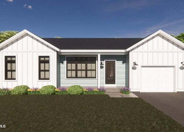 Property at 12 Baylor St, Loudonville, NY 12211, 2 beds, 2 baths