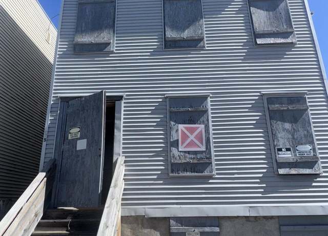Property at 265 Elk St, Albany, NY 12206, 6 beds, 2 baths