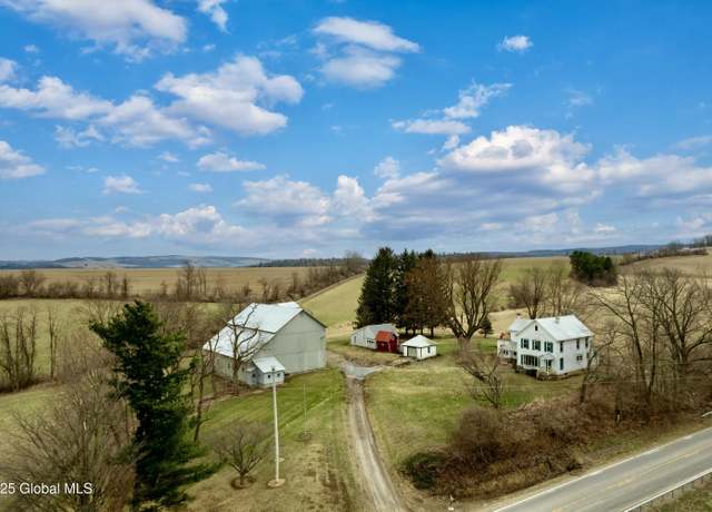 Property at 220 Noeltner Rd, Amsterdam, NY 12010, 3 beds, 1.5 baths