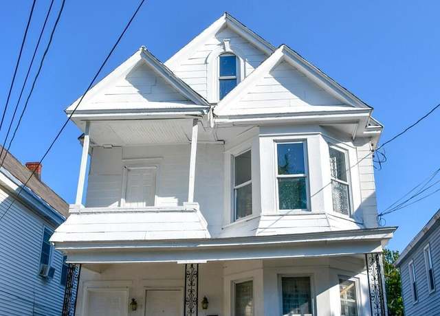Property at 48 Elm St, Schenectady, NY 12304, 6 beds, 2 baths
