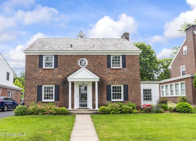 Property at 101 Euclid Ave, Albany, NY 12203, 3 beds, 2.5 baths