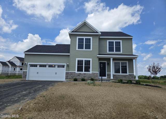Property at 37 Jack Dr, Mechanicville, NY 12118, 3 beds, 2.5 baths