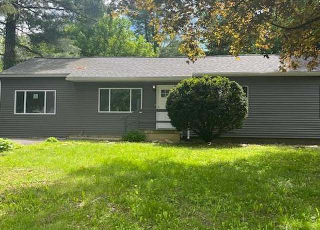 Property at 5 Hillandale Dr, Ballston Lake, NY 12019, 3 beds, 1 bath